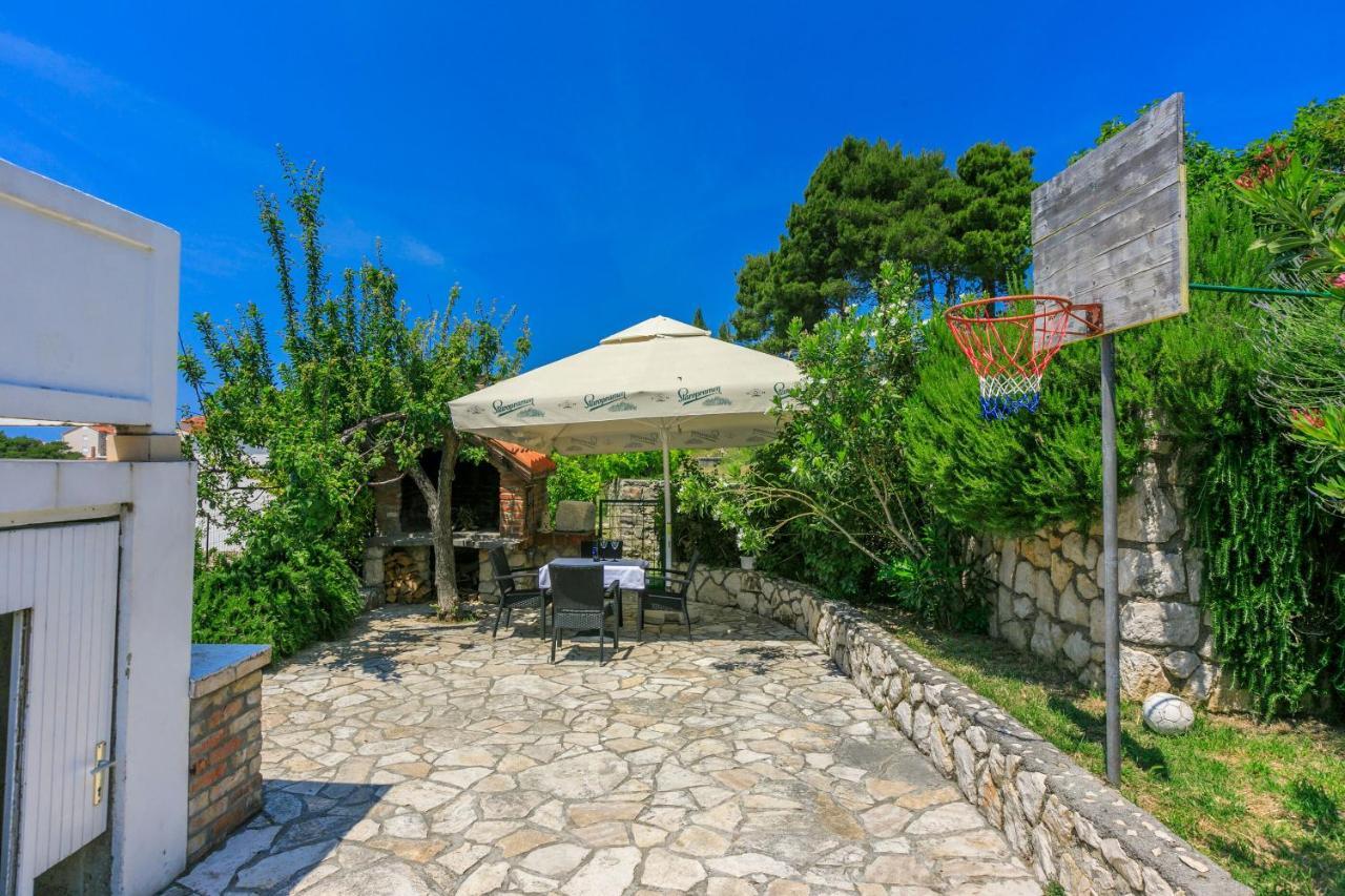 Apartment Iva Banjol Exterior photo